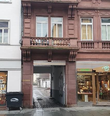 Von Privat, Grosses Zimmer Sehr Zentral In Bad Homburg Stadtmitte Bad Homburg vor der Hoehe Ngoại thất bức ảnh